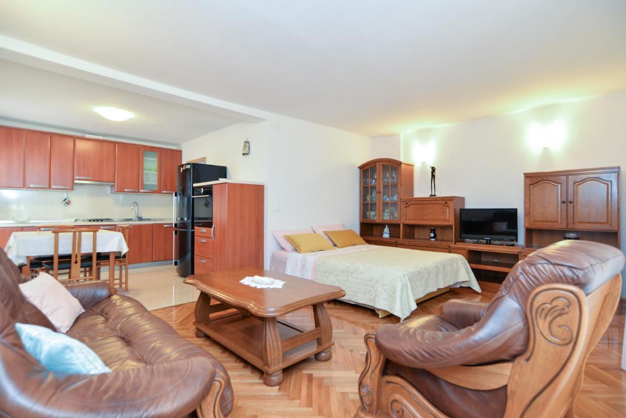 Apartment Snjezana 1064 Rovinj Dış mekan fotoğraf